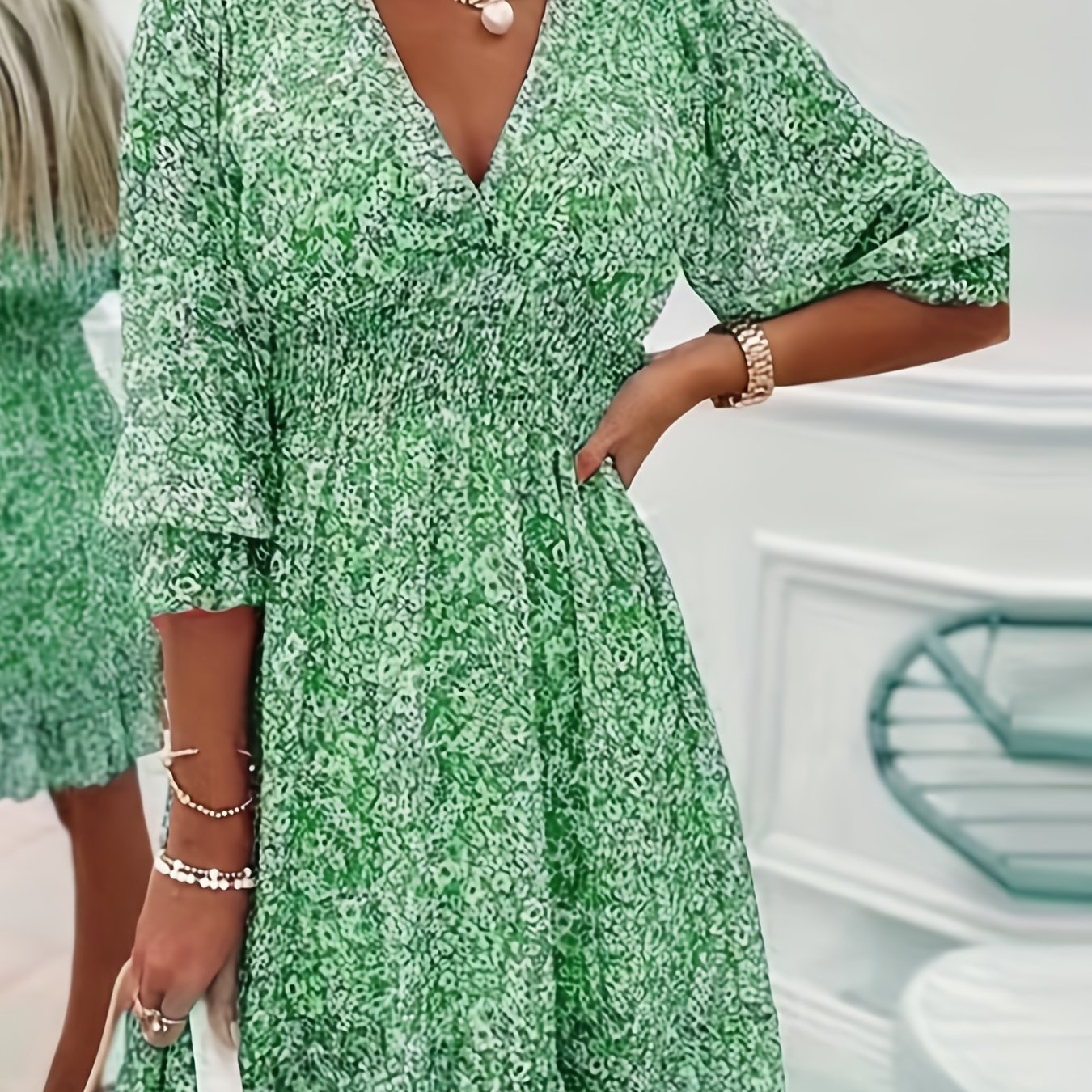 Aliisa-Maria | Raikas, naisellinen ja helposti kannettava eleganssi