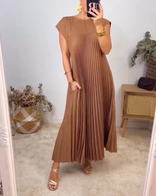 Ulla | Pleatattu Maxi Mekko