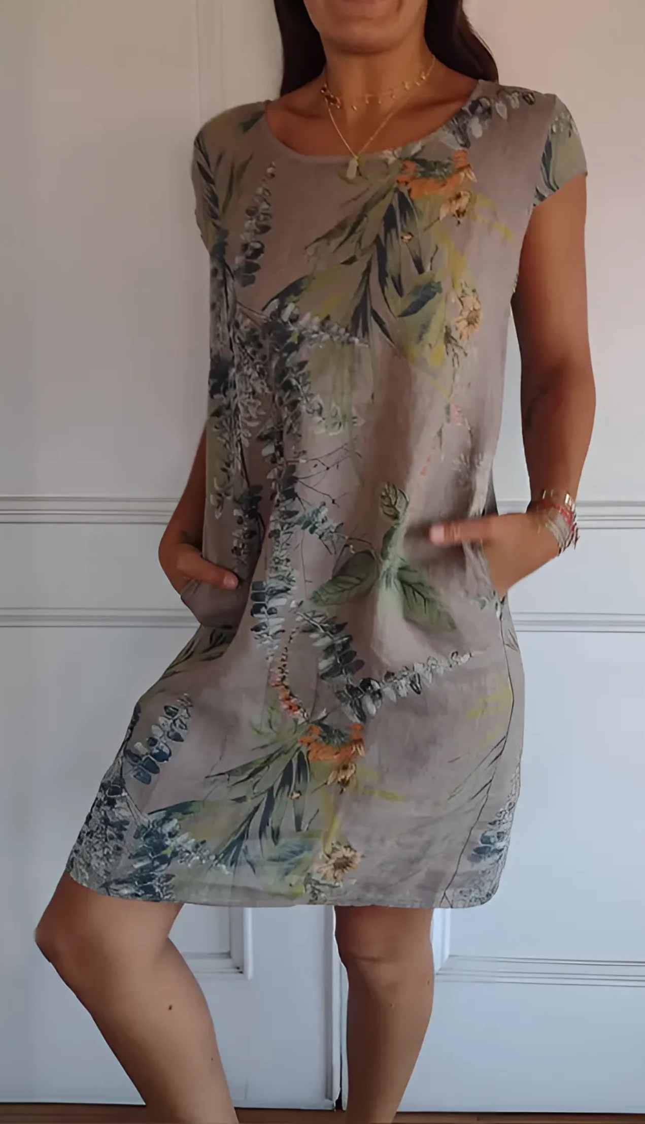 Anne | Mukava Pyöreä Mekko