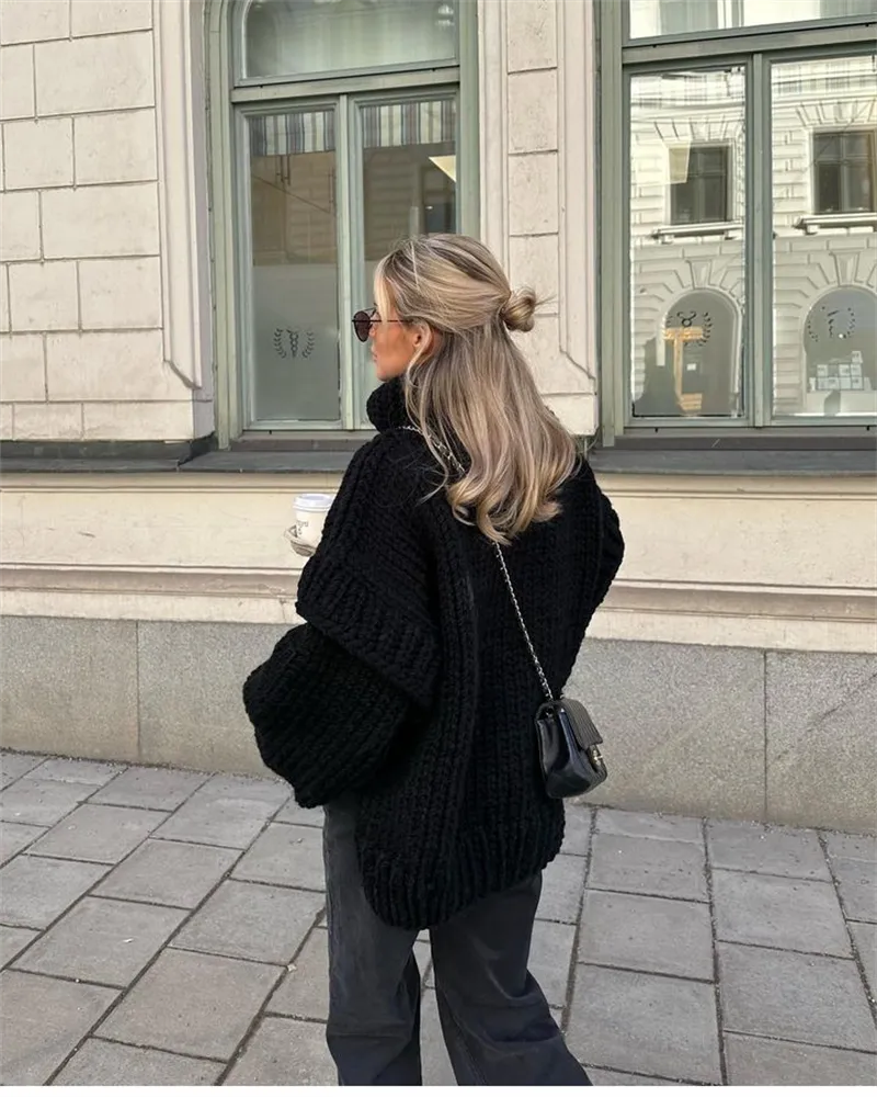 Aurélie | Neulottu Ylisuurena