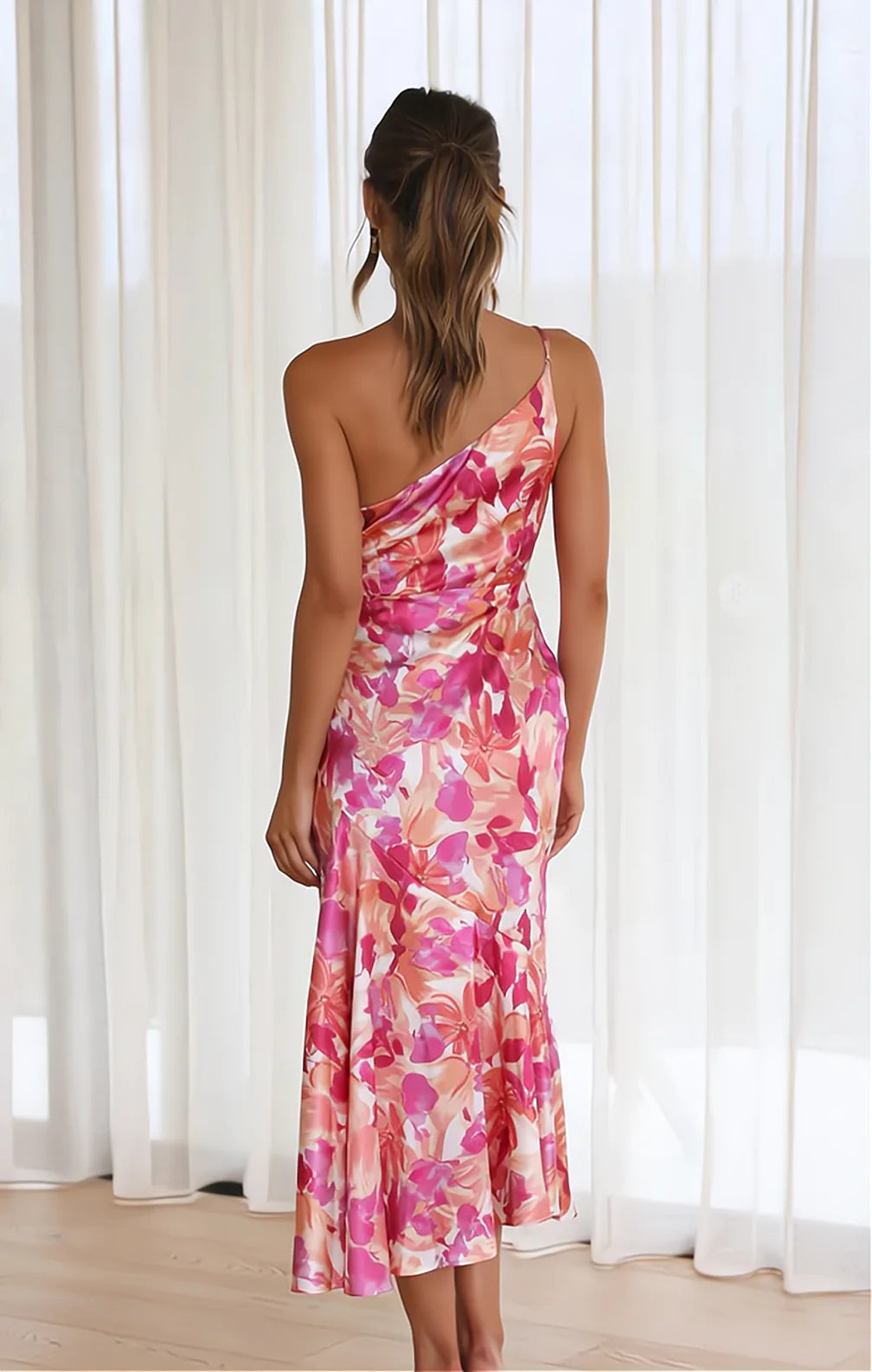 Diane | Kukallinen mekko