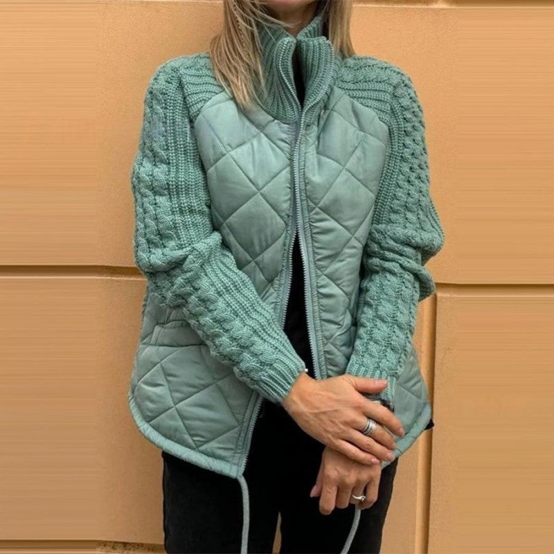 Neulotut patchwork-untuvatakki naisille